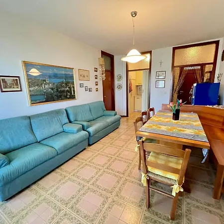 Coastal With Pool In Caorle Apartment *