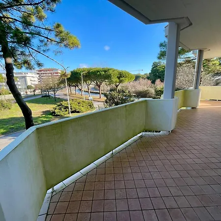 Coastal With Pool In Caorle Apartment *